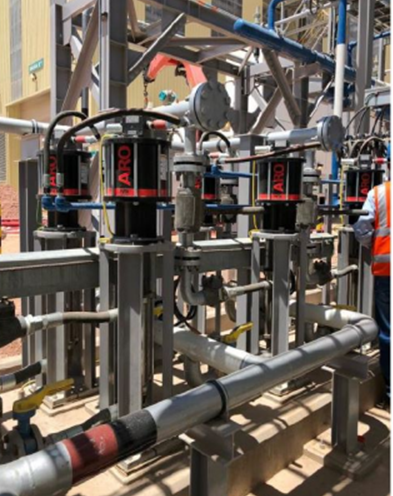 트럭 정비소에서 오일 디스펜싱을 위한 고압 피스톤 펌프